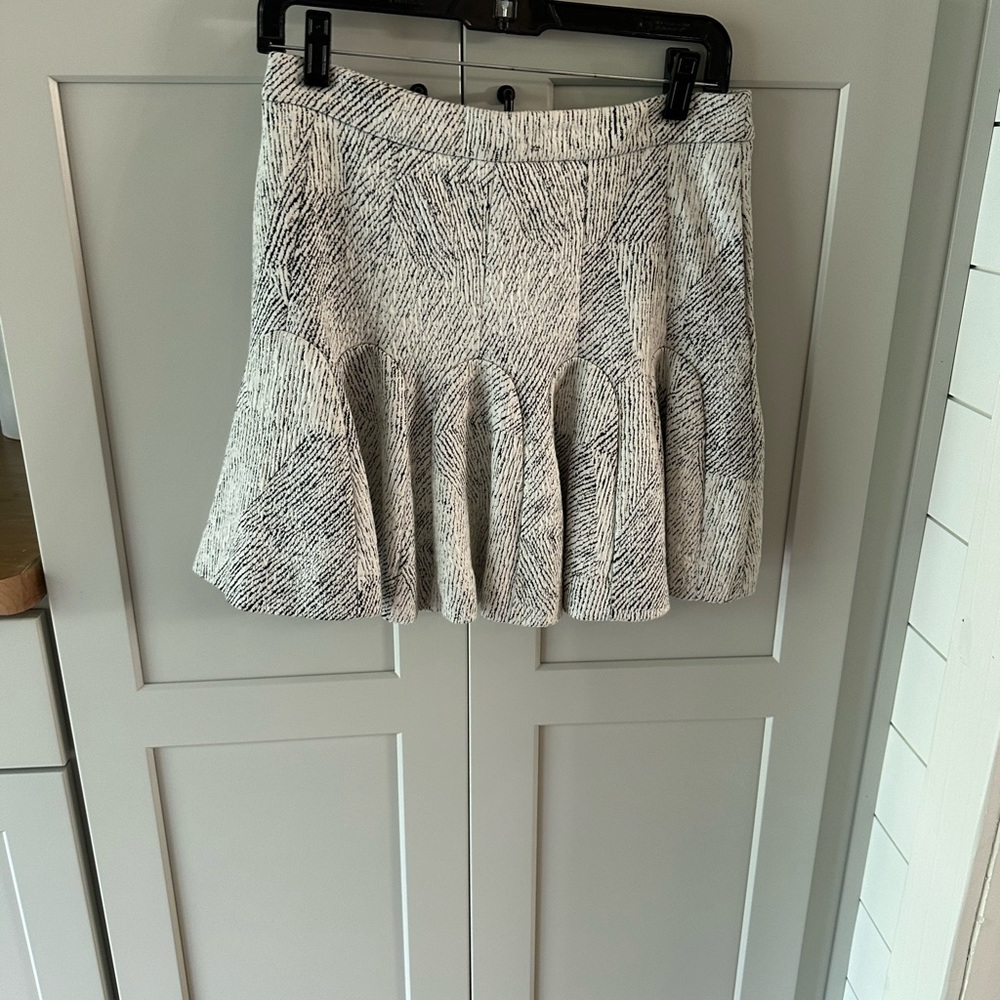 Banana Republic, black and cream skirt.